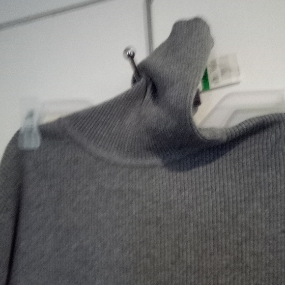 Style & Co Heather Grey Turtle Neck Sweater NWT - Picture 6 of 15